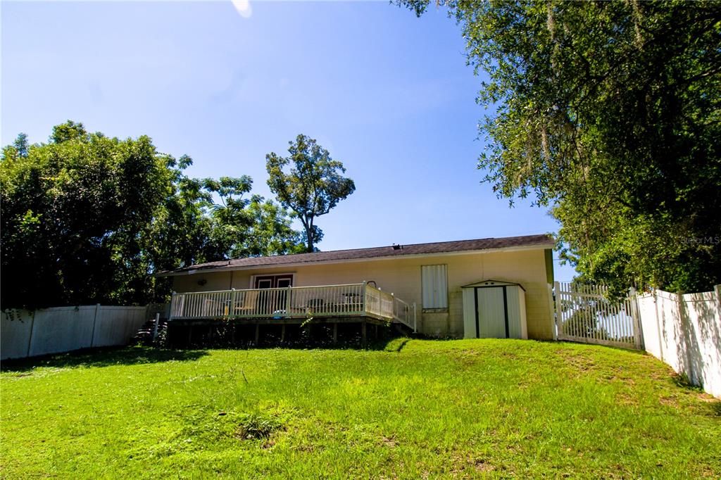 Backyard, Exterior