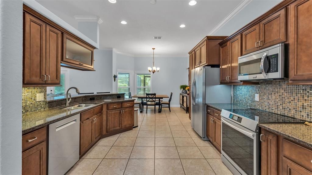 Chandelier, Dining room, Interior, Kitchen, Recessed Lighting