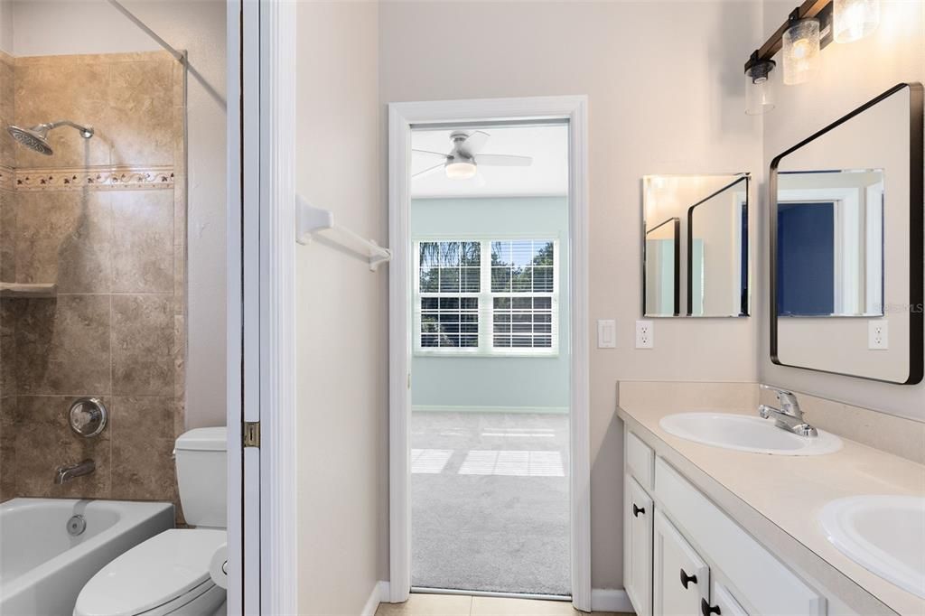 Bathroom, Dual Sink Vanities, Interior