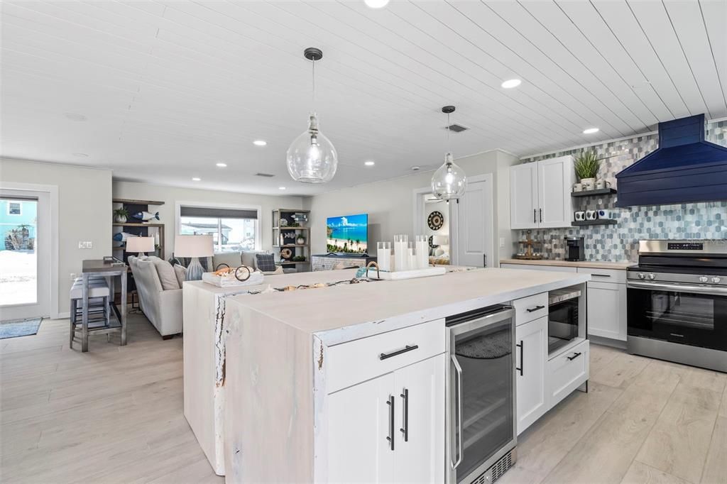 Interior, Kitchen, Living room, Pendant Lights, Recessed Lighting, Stainless Steel Appliances, Wood Texture Flooring