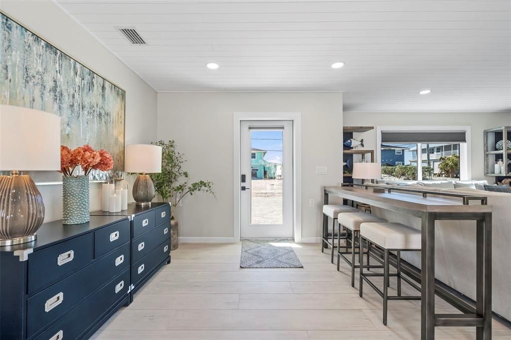 Interior, Recessed Lighting, Wood Texture Flooring