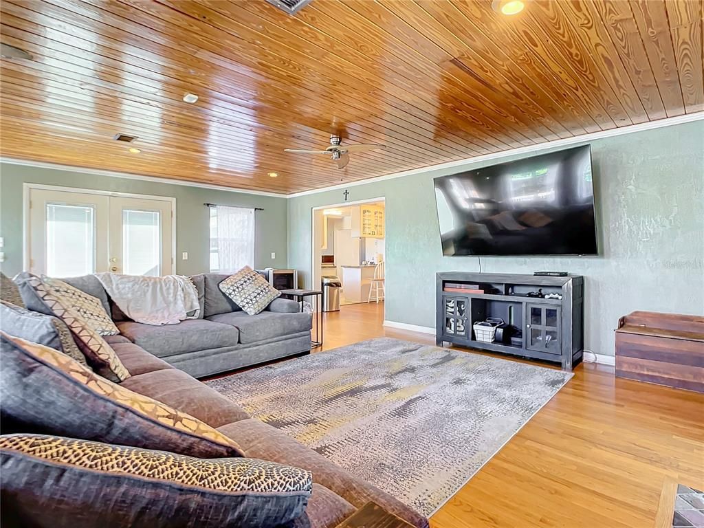 Interior, Living room, Recessed Lighting, Wooden Ceilings, Wood Texture Flooring