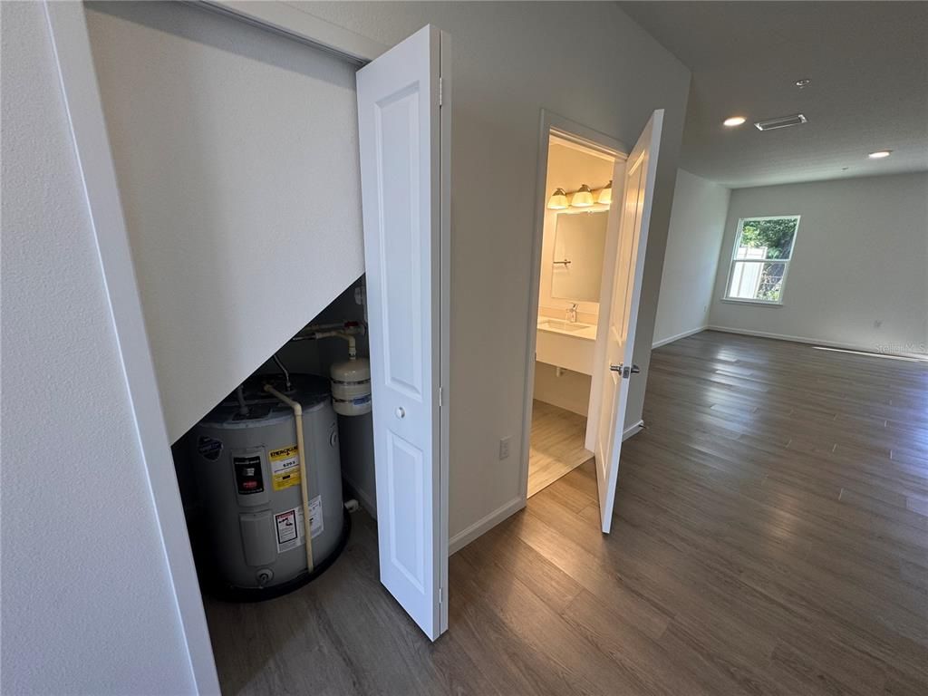 Bathroom, Interior, Recessed Lighting, Wood Texture Flooring