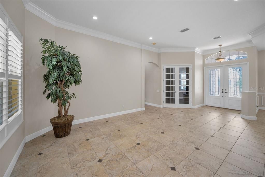 Empty room, Interior, Pendant Lights, Recessed Lighting