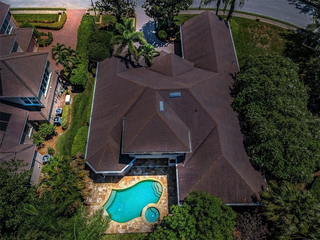 Exterior, Drone
