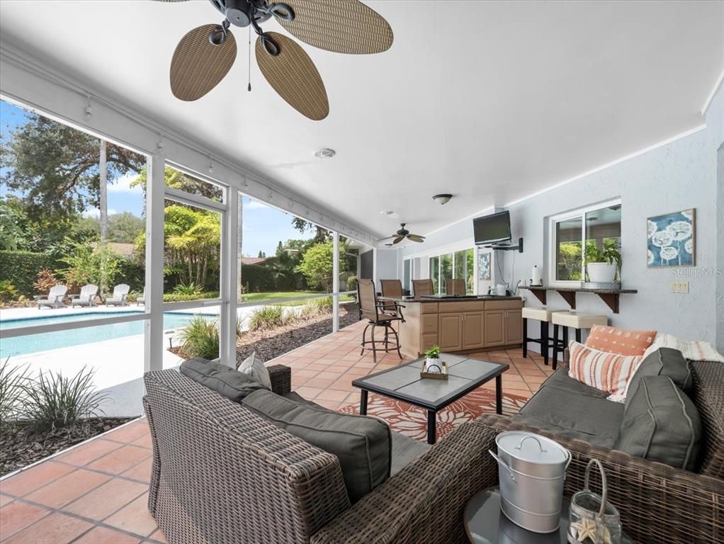 Dining room, Interior, Living room, Sun Room