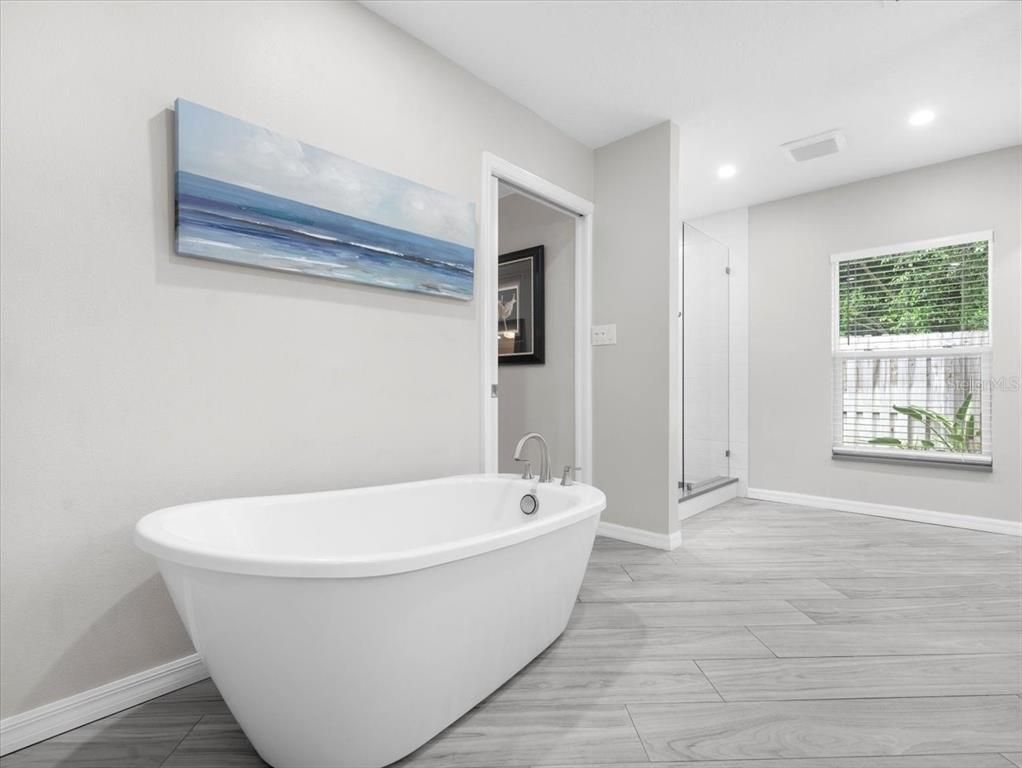 Bathroom, Free Standing Baths, Interior, Marble, Recessed Lighting