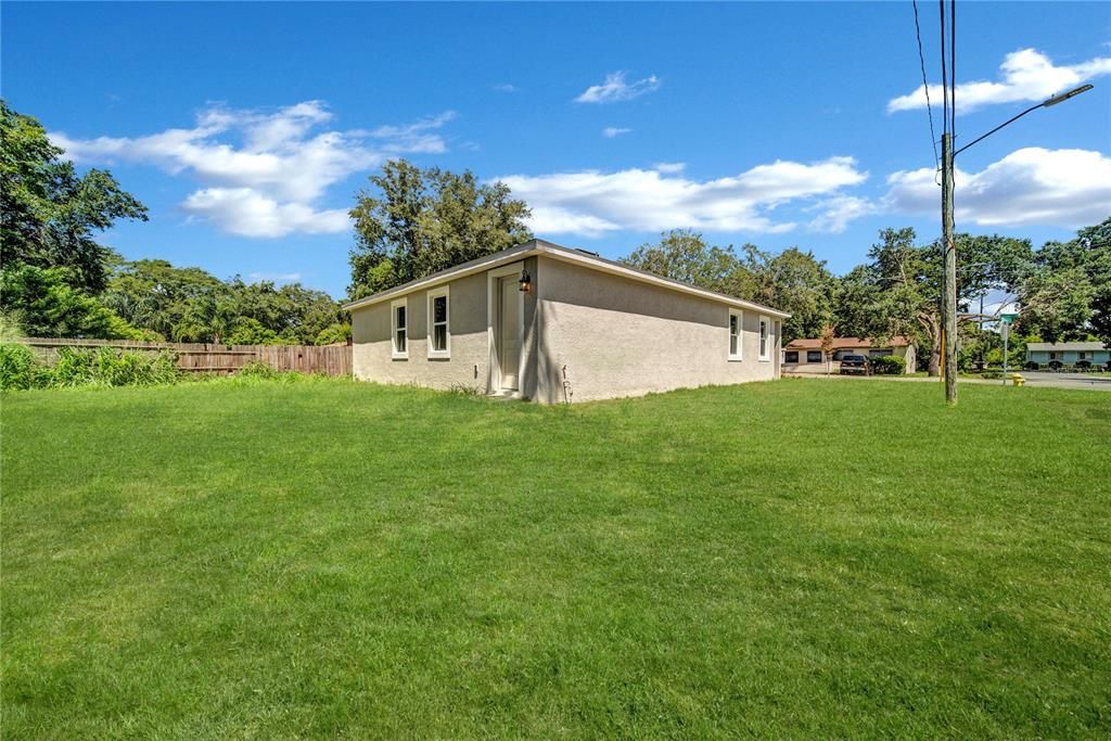 Backyard, Exterior