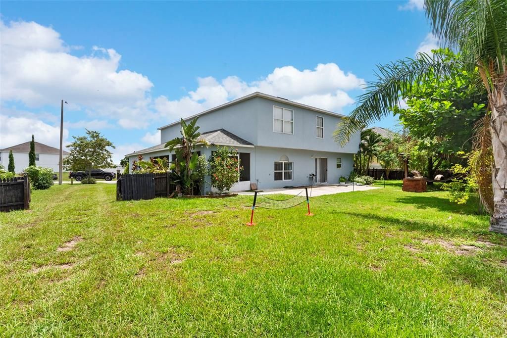 Backyard, Exterior