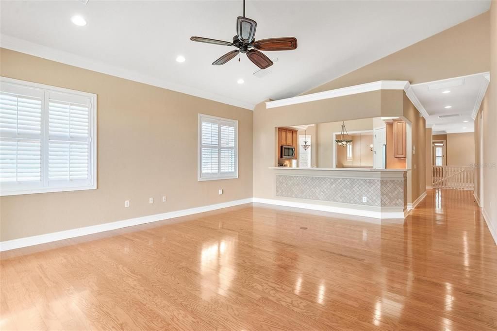 Empty room, Interior, Recessed Lighting, Wood Texture Flooring