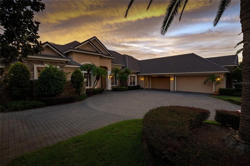 Attached, Exterior, Facade, Mediterranean