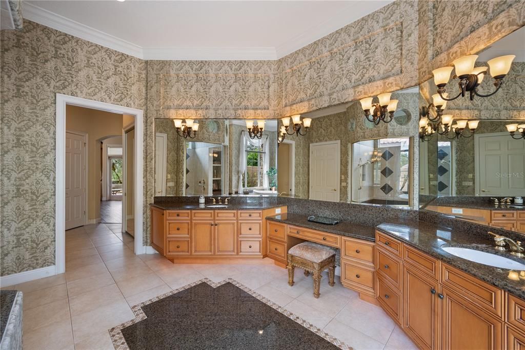 Bathroom, Dual Sink Vanities, Interior
