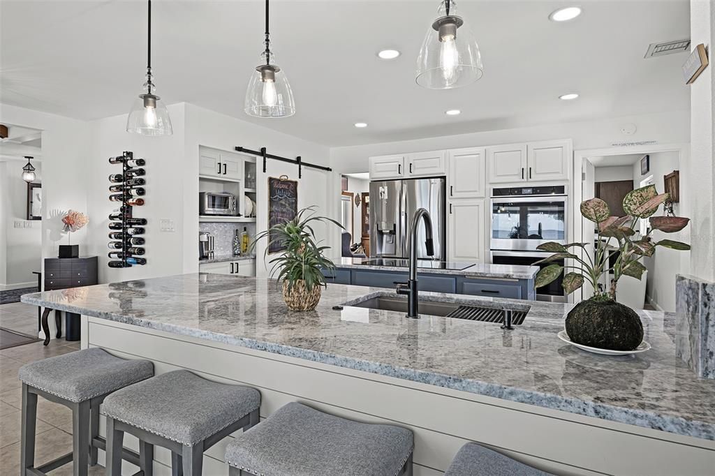 Interior, Kitchen, Pendant Lights, Recessed Lighting, Stainless Steel Appliances