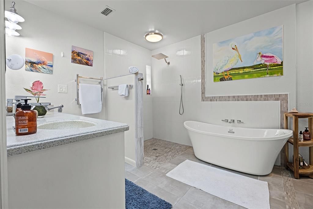 Bathroom, Free Standing Baths, Interior