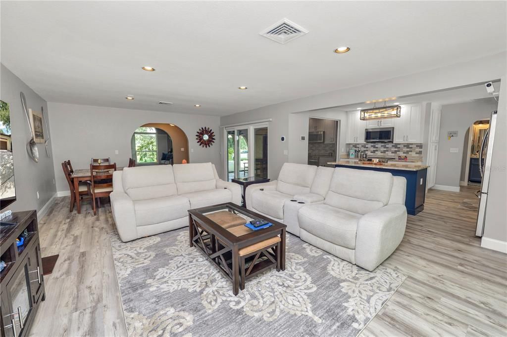Dining room, Interior, Kitchen, Living room, Pendant Lights, Recessed Lighting, Wood Texture Flooring