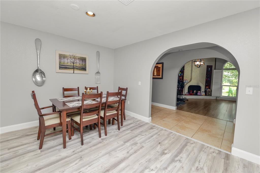 Dining room, Interior, Recessed Lighting, Wood Texture Flooring