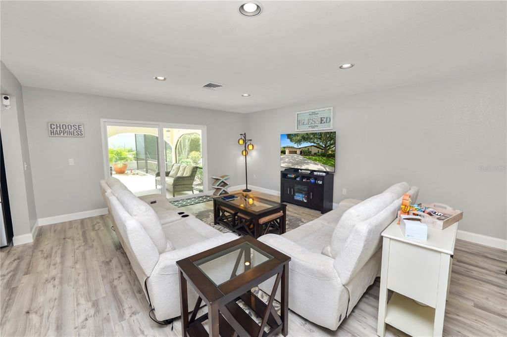 Interior, Living room, Recessed Lighting, Wood Texture Flooring