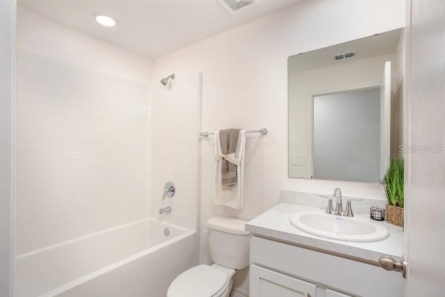 Bathroom, Interior, Recessed Lighting