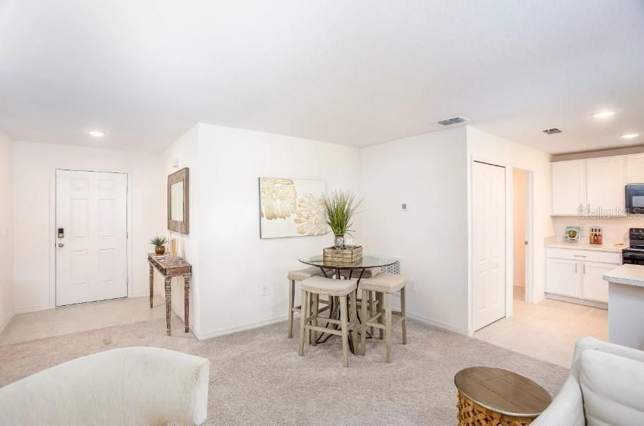Dining room, Interior, Kitchen, Recessed Lighting