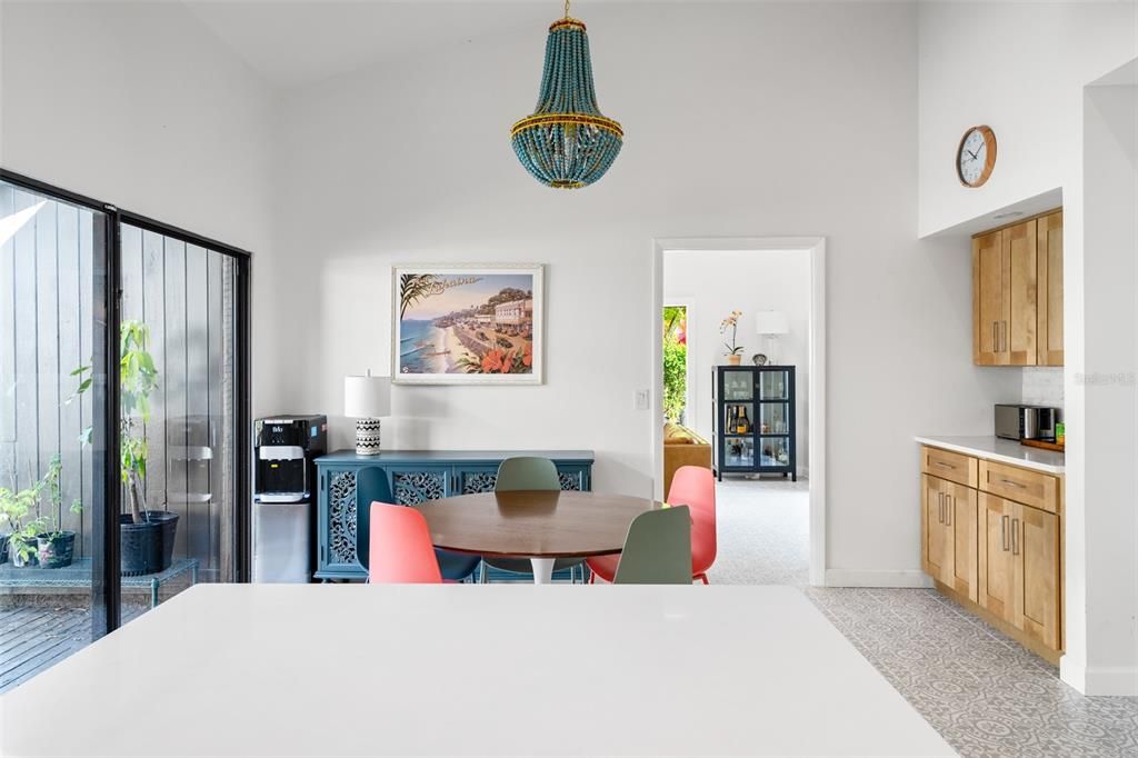 Dining room, Interior