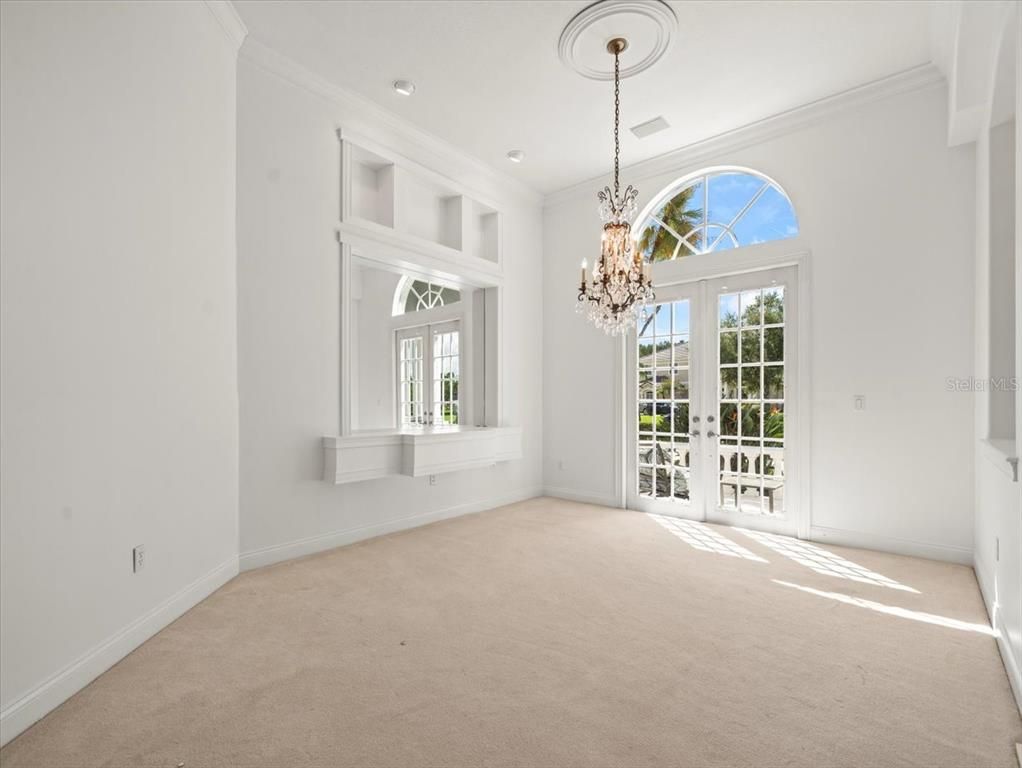 Chandelier, Empty room, Interior, Recessed Lighting