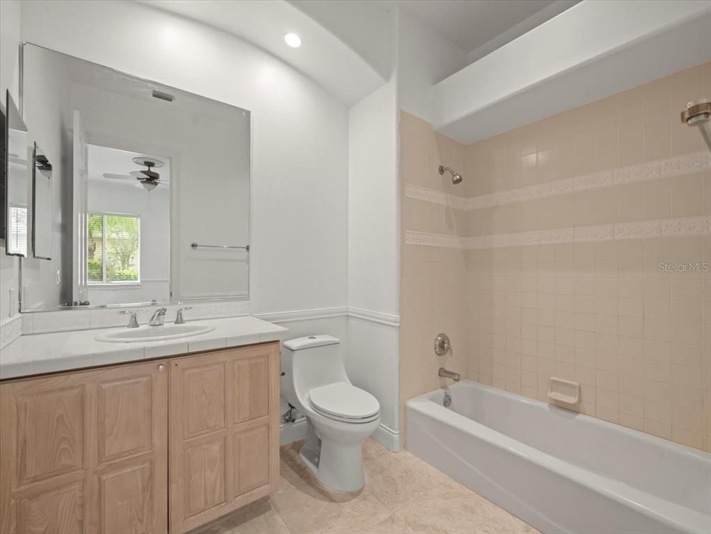 Bathroom, Interior, Recessed Lighting