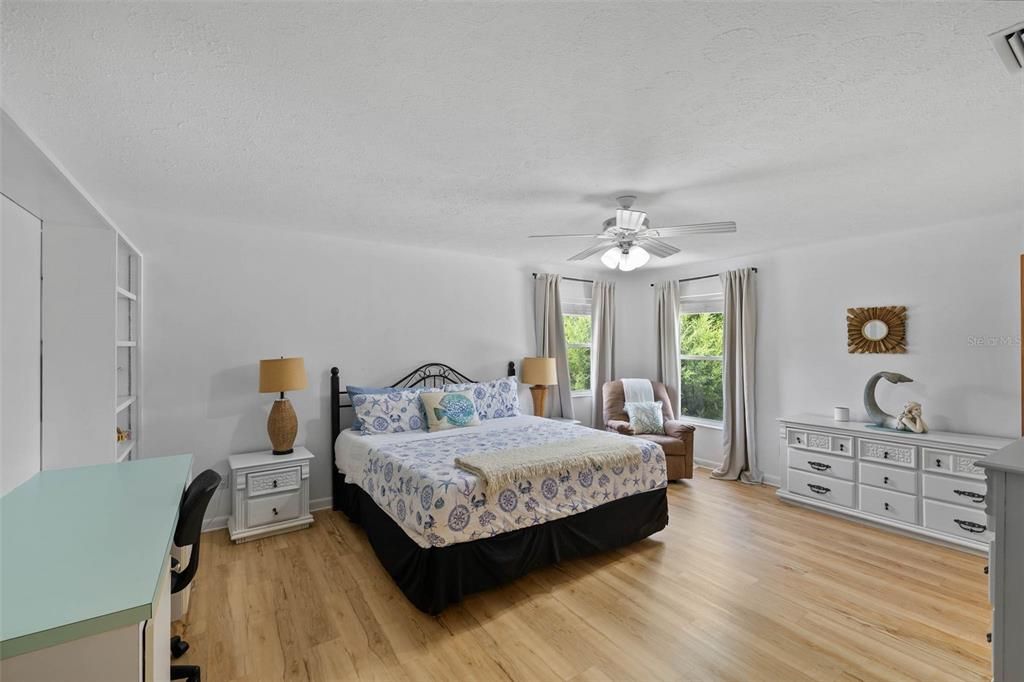 Bedroom, Home Office, Interior, Wood Texture Flooring