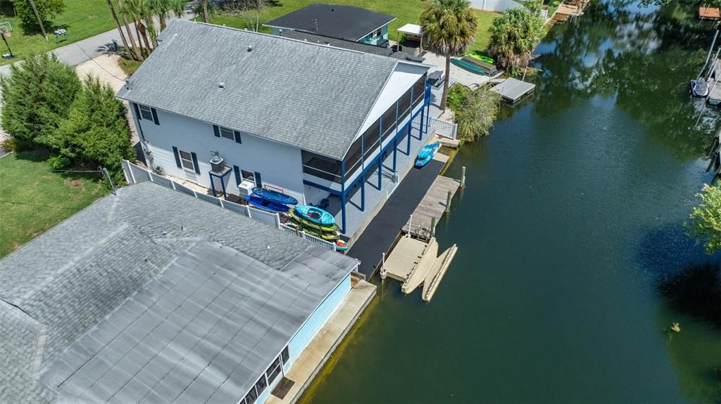 Exterior, Drone