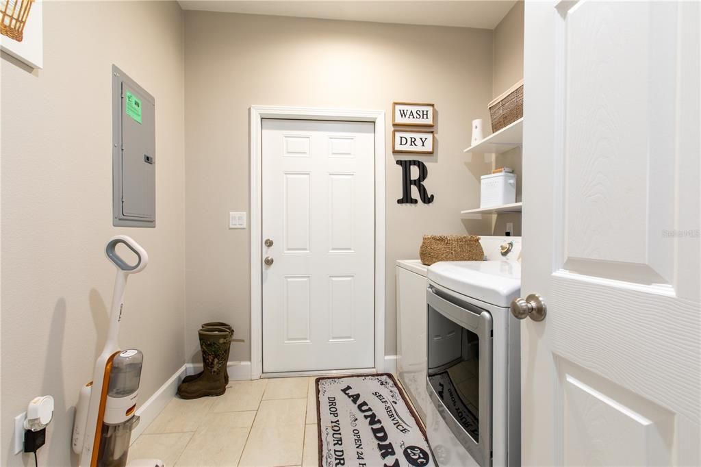Fireplace, Interior, Washer