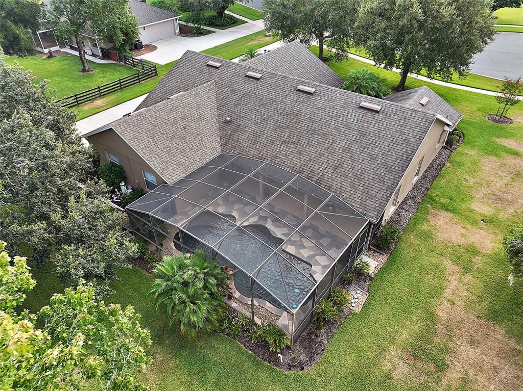 Exterior, Drone
