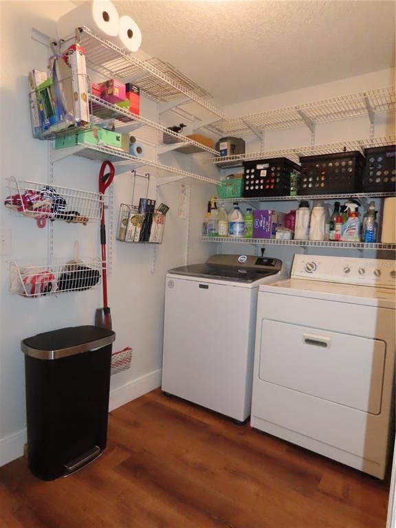 Interior, Utility Closets, Washer, Wood Texture Flooring