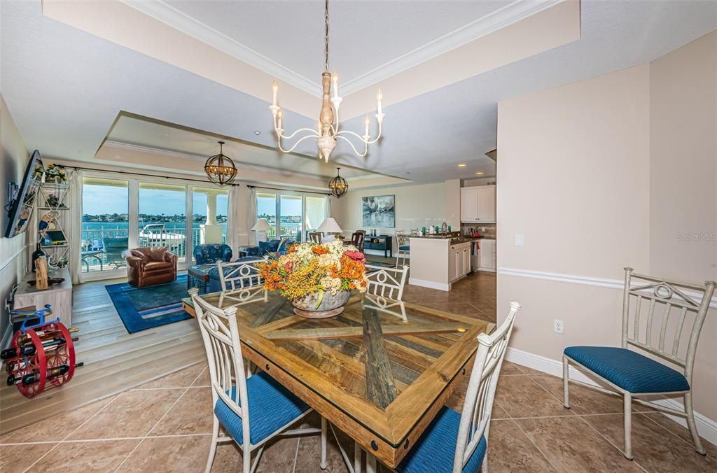 Chandelier, Dining room, Interior, Kitchen, Living room, Recessed Lighting, Water