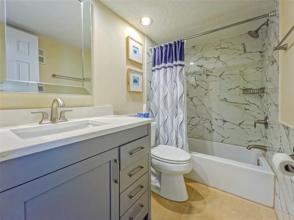 Bathroom, Interior, Marble Walls, Recessed Lighting