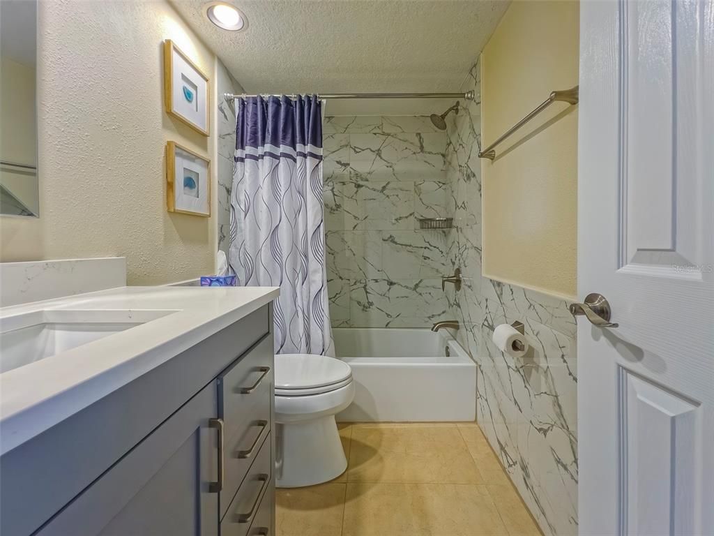 Bathroom, Interior, Marble Walls, Recessed Lighting