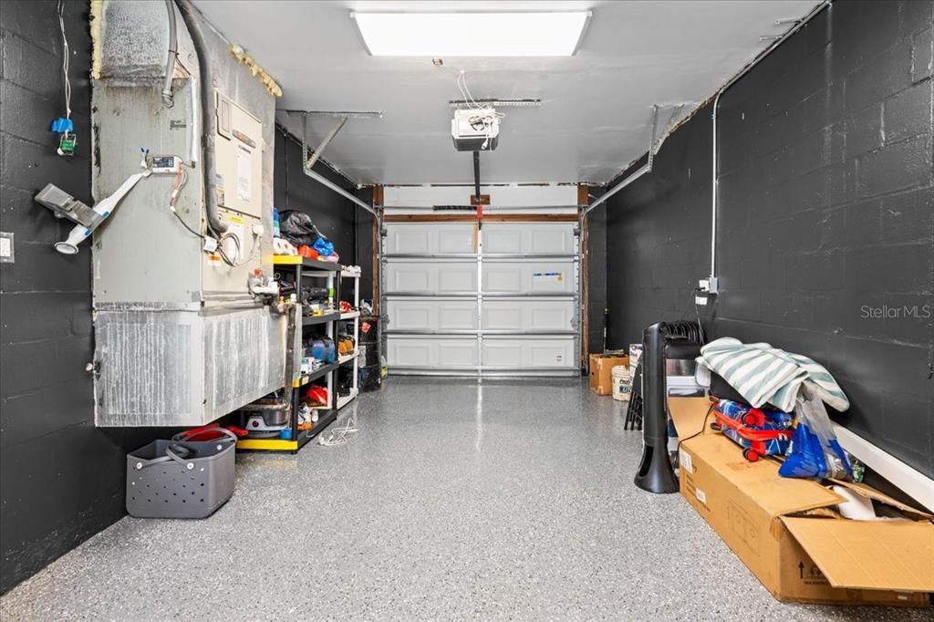 Garage, Interior