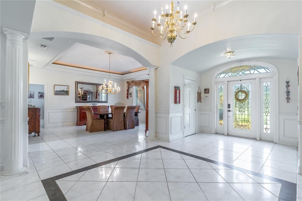Chandelier, Dining room, Interior