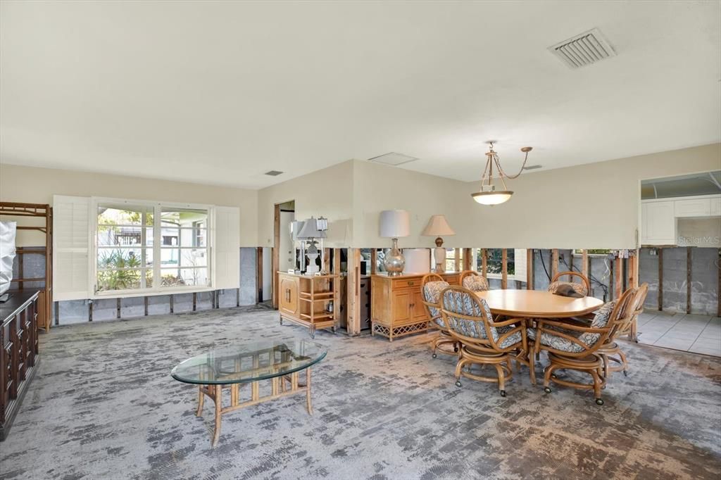 Dining room, Interior, Pendant Lights