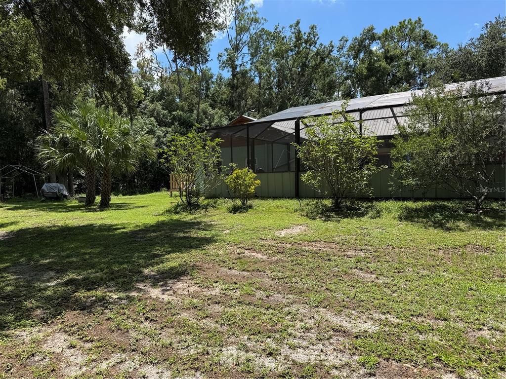 Backyard, Exterior