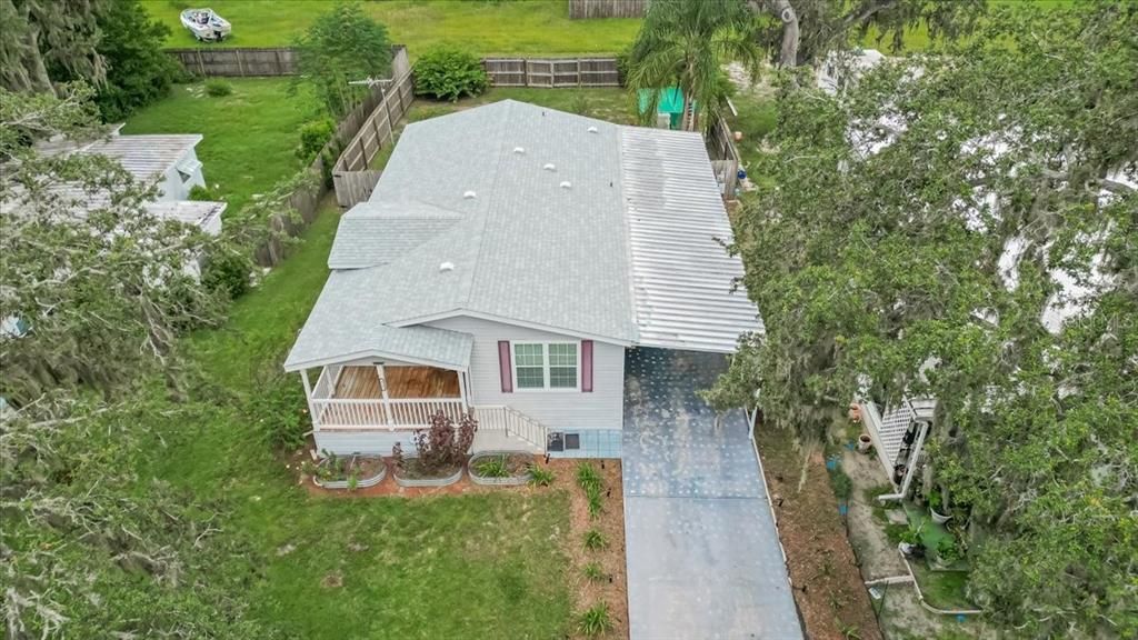Exterior, Drone