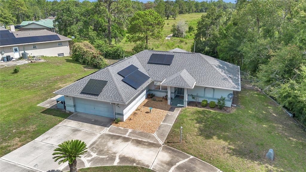 Exterior, Drone
