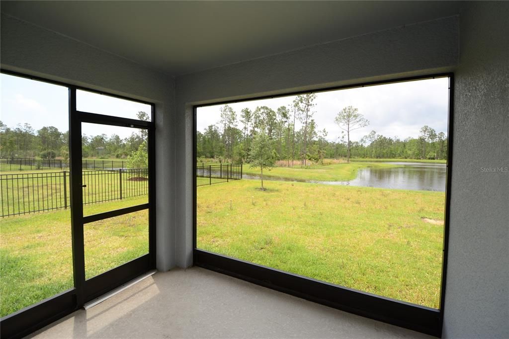 Interior, Sun Room, Water