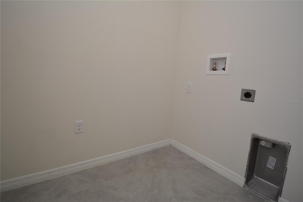 Empty room, Fireplace, Interior
