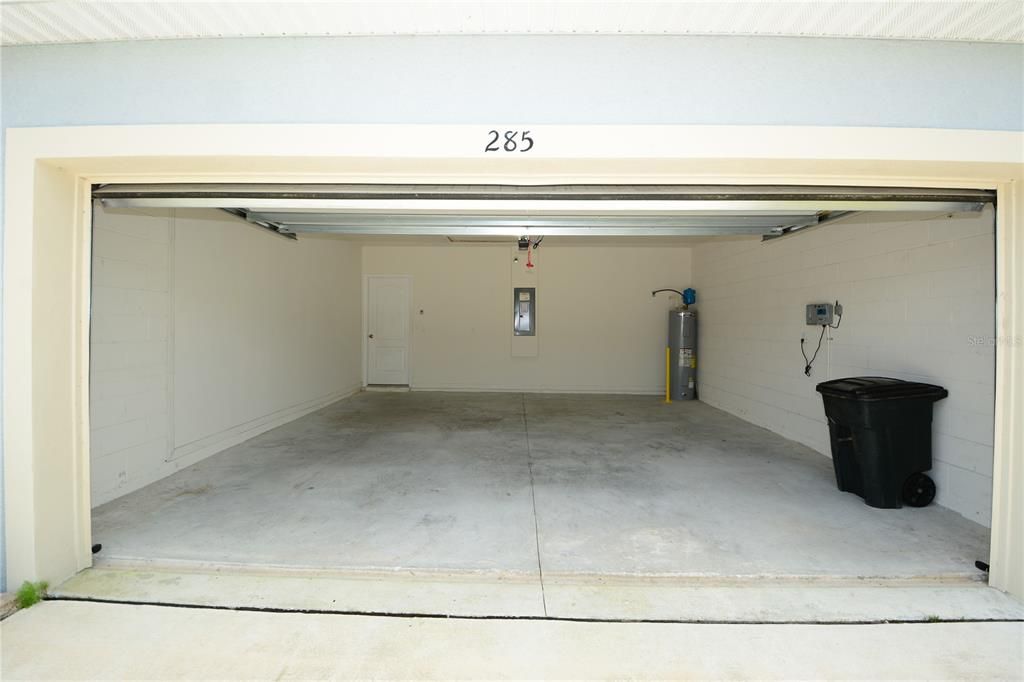 Garage, Interior