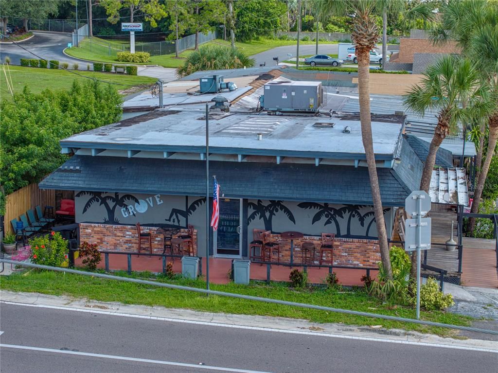 Exterior, Drone