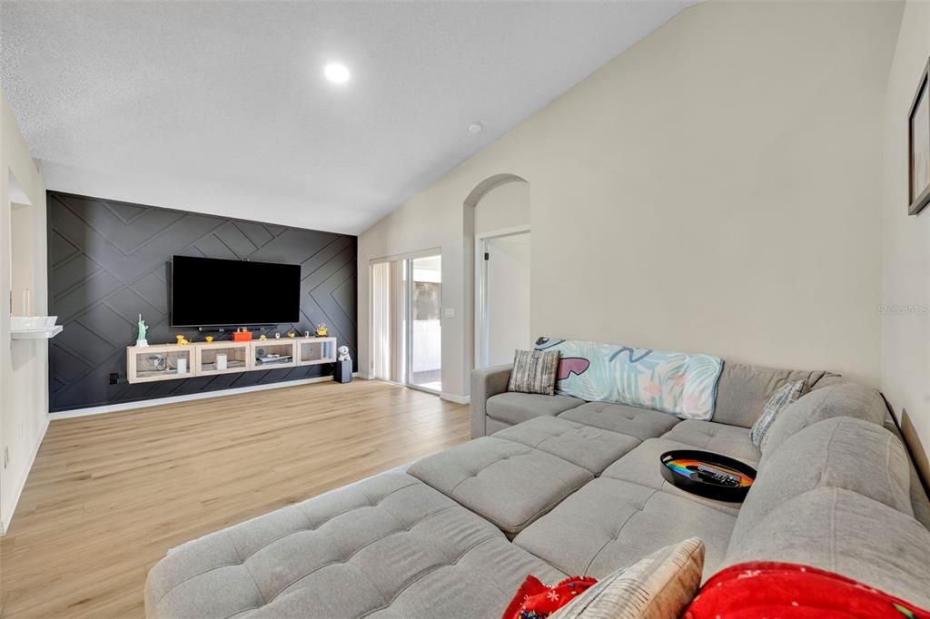 Interior, Living room, Recessed Lighting, Wood Texture Flooring