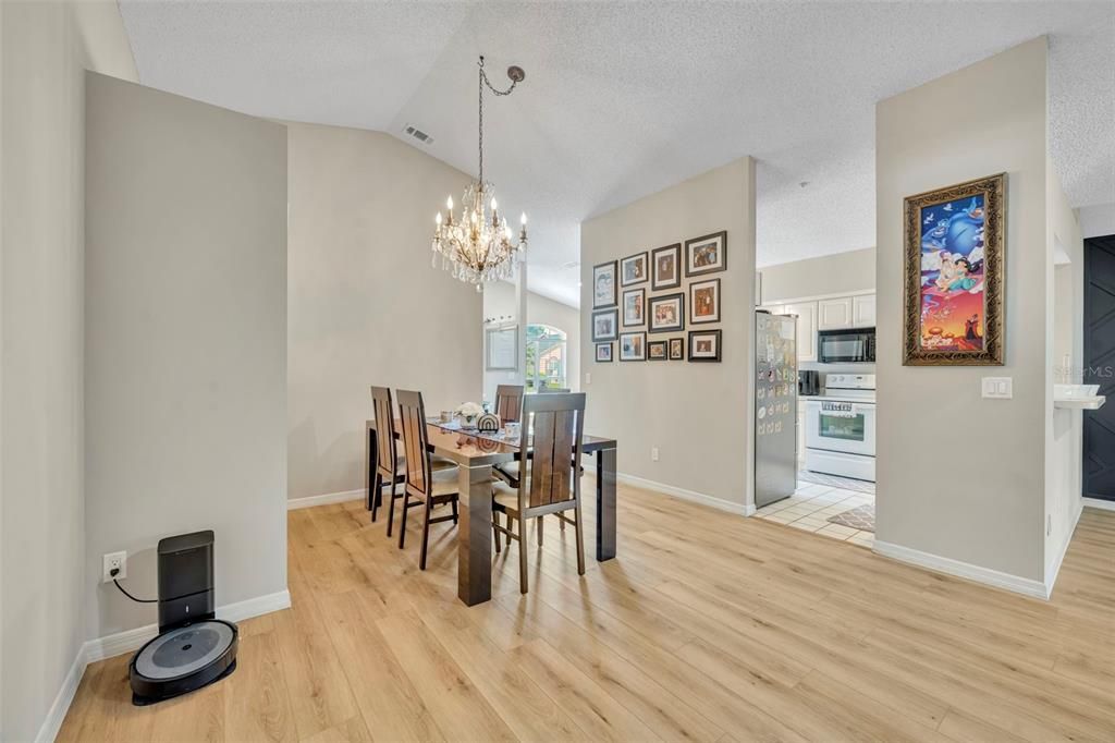 Chandelier, Dining room, Interior, Kitchen, Wood Texture Flooring