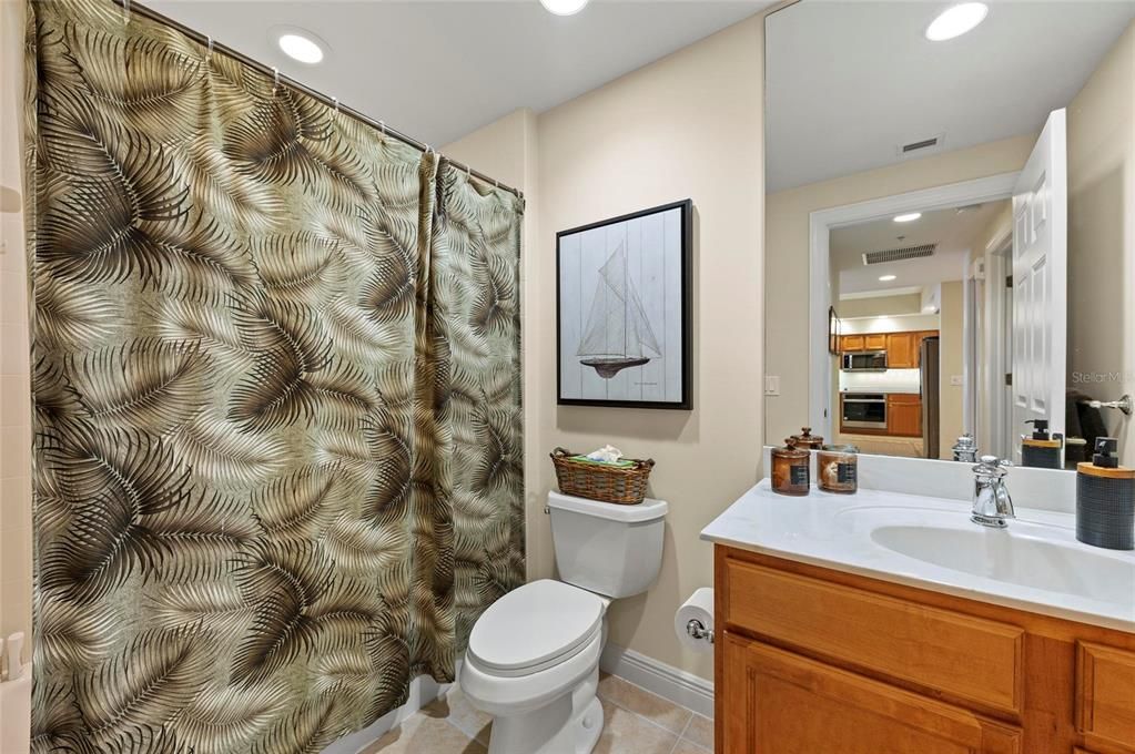 Bathroom, Interior, Recessed Lighting