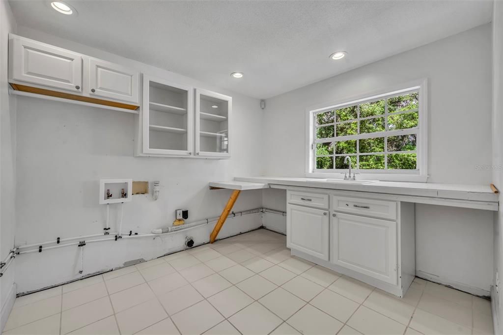Interior, Kitchen, Recessed Lighting