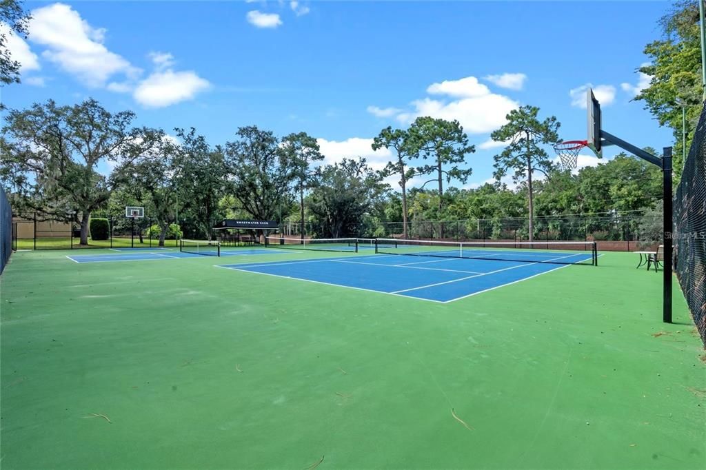 Exterior, Tennis Courts