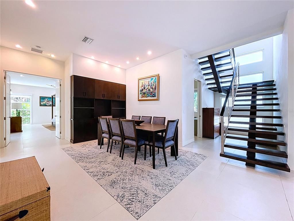 Dining room, Interior, Recessed Lighting